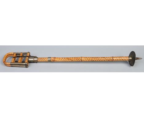 An early 20th century bamboo shooting stick with folding seat, 88cm. Condition Report. To be used as a guide only. Good worki