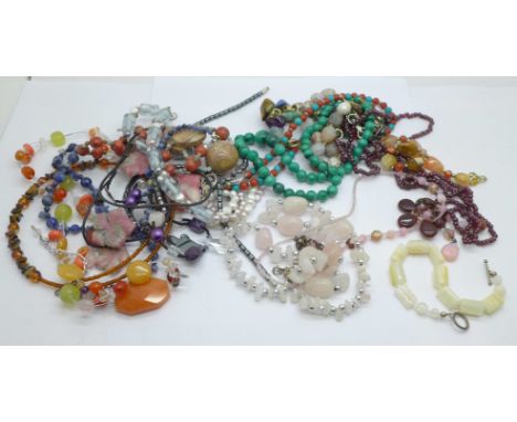 Gemstone jewellery including malachite and garnet 