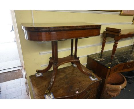 An elegant Regency rosewood pedestal card table,&nbsp;91.5cm wide. 