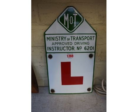 Automobilia: a vintage 'Ministry of Transport Approved Driving Instructor' enamel sign, 34 x 19cm.&nbsp; 