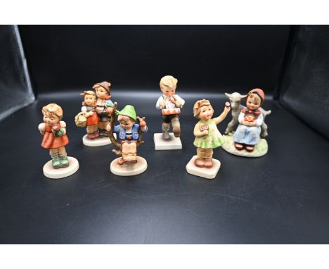 6 Goebel M J Hummel figurines to incl Apple Tree Boy 142 3/0, Forever Yours 793, Little Drummer 240, Good Friends 182, Puppet