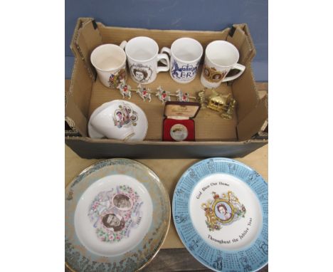 Commemorative mugs, plates and die cast carriage and silver jubilee Sterling Castle medallion&nbsp;