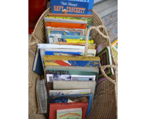 Vintage childrens books and annuals&nbsp;