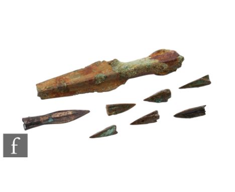 Bronze Age - A spear tip, length 9cm, a smaller example, 4cm, and a small collection of 400-300 BC socket arrow heads from Si