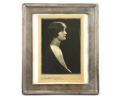 AMENDMENT - POSSIBLE self-portrait unconfirmedDorothy Wilding (1893-1956) Signed photograph (possible self-portrait) on tissu