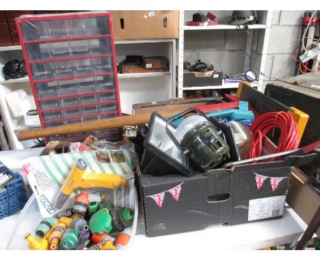 A large amount of Hozelock hose fittings, many cutting discs, hinges and a Makita bit/drill set and axe