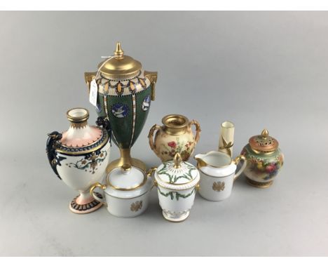 LOT OF ROYAL WORCESTER CERAMICS, along with a sugar bowl and milk jug with Presidential crest (12)