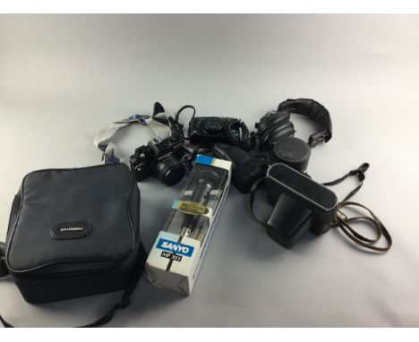 PRAKITCA BC1 CAMERA, along with other accessories