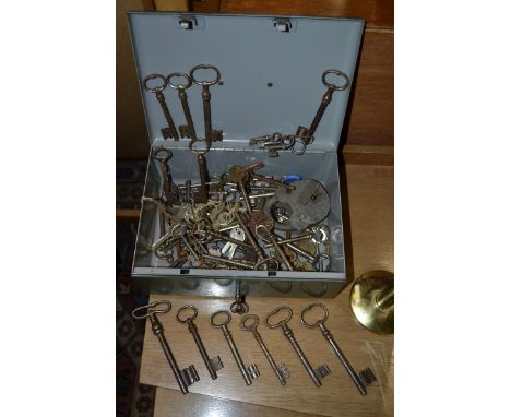 Vintage keys - clock keys, wardrobe keys, mortise keys, cabinet keys etc.; others (approximately 100)