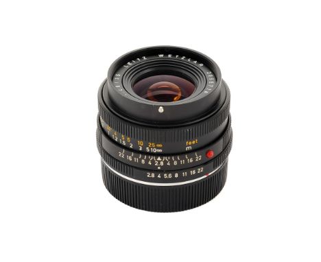 A Leitz Elmarit-R f/2.8 35mm Lens, black, serial no. 2855716, body, G-VG, elements, VG, some very light internal haze, with m