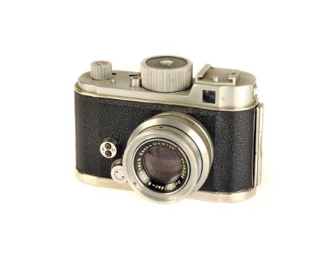 A Berning Robot II Camera, chrome, serial no. C132975, with Schneider Xenon f/1.9 40mm lens, chrome, serial no. 2506208, body