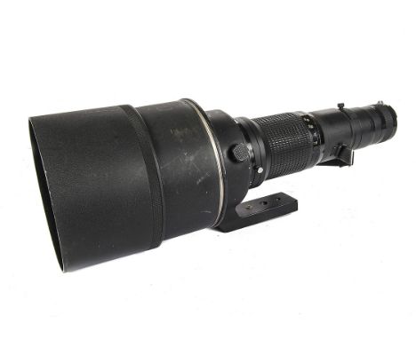 A Nikon Nikkor AIS ED f/4 600mm Lens, black, serial no. 177052, body, G, elements, VG, some very light fungus to middle group