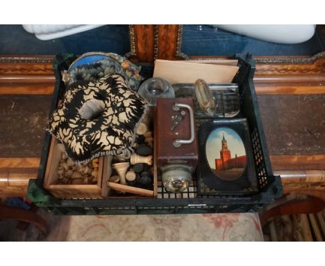 A mixed lot, to include: a Russian papier mache casket, 15.5cm wide; a vintage Ever Ready lamp; a glass vesta stand; chess se