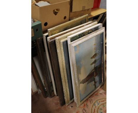 A SELECTION OF VINTAGE PICTURE FRAMES TO INCLUDE OAK EXAMPLES TOGETHER WITH A SMALL QUANTITY OF PICTURES TO INCLUDE OIL PAINT