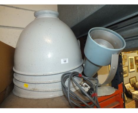 FOUR INDUSTRIAL METAL LIGHT SHADES PLUS A LAMP