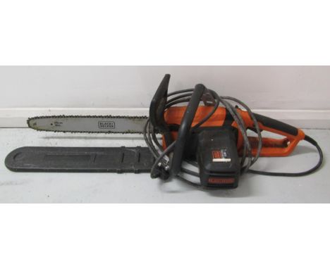 Black &amp; Decker 45cm/18" electric chainsaw CS2245&nbsp;