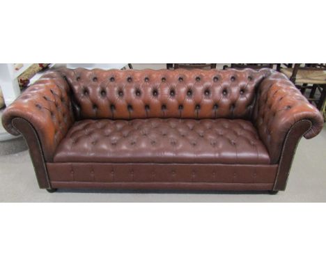 Brown leather Chesterfield sofa&nbsp;