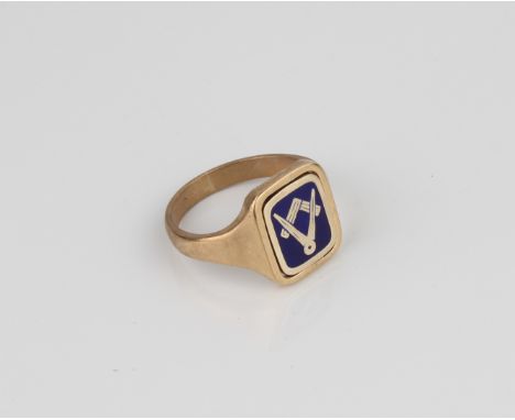 A 9ct gold and enamel Masonic secret signet ring - hallmarked rubbed, tests as 9ct gold, with reversible flip-top blue enamel