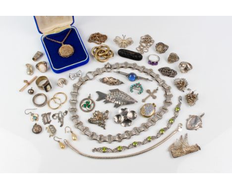 A collection of vintage silver jewellery - 1930s-80s, including rings, a chunky fancy link necklace, an Art Nouveau style sin