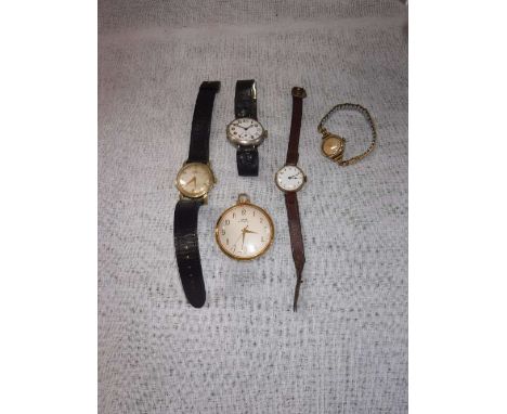 A LADIES VINTAGE YELLOW GOLD 9CT WRISTWATCH, one other vintage yellow metal wristwatch, a gentleman's Peerex wristwatch, one 
