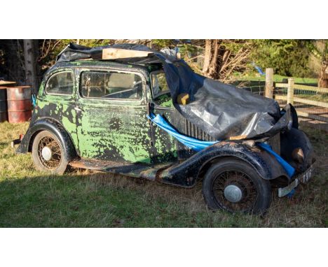 A 1930's Vauxhall V6 vintage car AF, restore project, originally green, spoke wheels&nbsp; reg AVT 916, need trailer to move