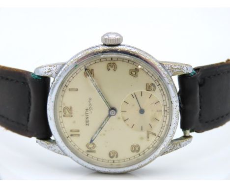 A gents Zenith Sporto gents watch, winds & runs, some wear to chromium, 33.75mm case diameter