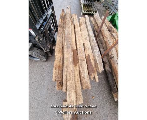 7X RECLAIMED OAK BEAMS^ IN NATURAL CONDITION^ 2X APPROX. 220CM (L)^ 5X APPROX. 280CM (L) / ITEM LOCATION: CF31^ BRIGEND^ WALE