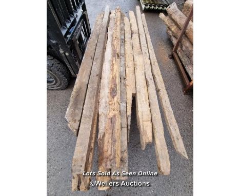 10X RECLAIMED OAK BEAMS^ IN NATURAL CONDITION^ EACH APPROX. 310CM (L) / ITEM LOCATION: CF31^ BRIGEND^ WALES - FULL ADDRESS WI