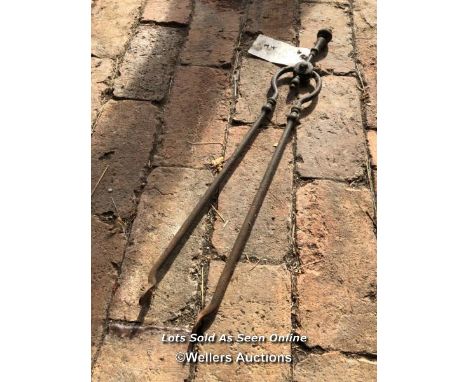 *IRON FIRE TONGS, 62CM (L) / ITEM LOCATION: GU8, FULL ADDRESS WILL BE GIVEN TO SUCCESSFUL BIDDER