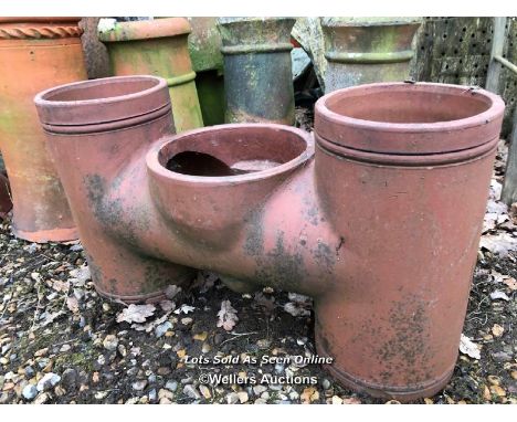 *TERRACOTTA DOWN DRAFT PREVENTING CHIMNEY POT, 47CM (H) X 80CM (W) X 25CM (D) / ITEM LOCATION: GU8, FULL ADDRESS WILL BE GIVE