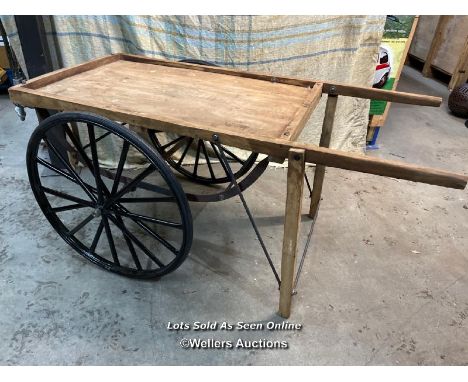 *TRADERS 2 WHEEL BARROW - BED 100CM L X 65CM H, WHEELS 68CM DIA / ITEM LOCATION: GUILDFORD, GU14SJ (WELLERS AUCTIONS), COLLEC