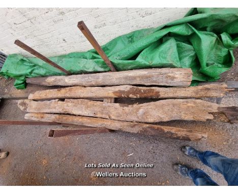 4X RECLAIMED OAK BEAMS^ IN NATURAL CONDITION^ EACH APPROX. 340CM (L) / ITEM LOCATION: CF31^ BRIGEND^ WALES - FULL ADDRESS WIL