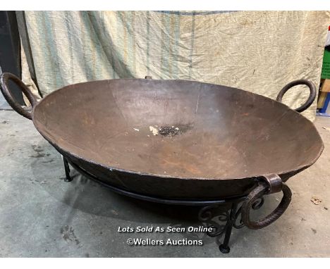 *HUGE KADAI WITH STAND - 100CM DIA X 30CM H / ITEM LOCATION: GUILDFORD, GU14SJ (WELLERS AUCTIONS), COLLECTION FOR THIS LOT WI