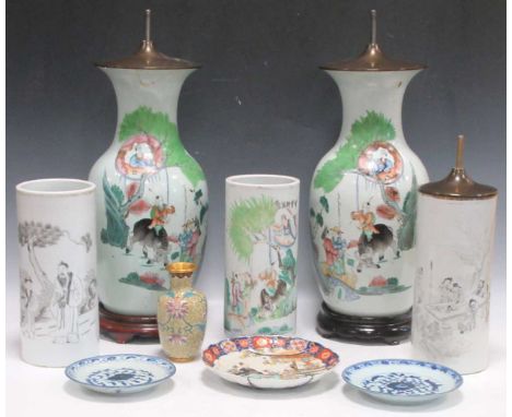 Two 19th century Chinese blue and white plates with floral decoration together with a cyllinder vase decorated with figures a