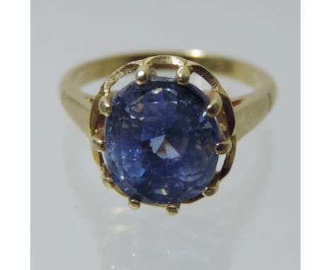 A Victorian 18 carat gold Ceylon sapphire single stone ring, approx. 5 carats