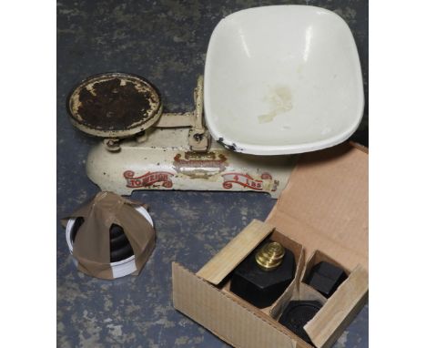 SIDDONS KITCHEN BALANCE SCALES & WEIGHTS   