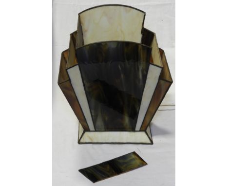 DECO STYLE FAN TABLE LAMP   