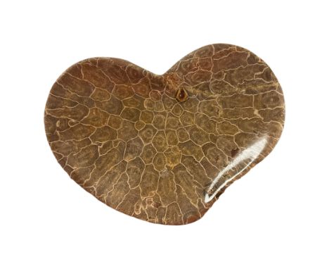 Fossilised coral dish in the form of a heart, H12cm