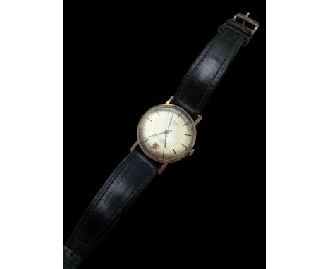 9ct gold case gentleman's manual wind Rotary wristwatch on leather strapCondition Report:Back case approx 4.4 grams