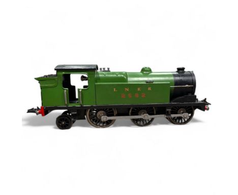 Hornby 0 gauge LNER N2 Class 0-6-2 locomotive no. 2682, in green liveryCondition Report:In train box, not original