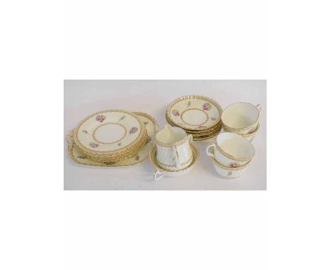 Part set of Minton Kilworth tea wares comprising four cups and six saucers together with six further side plates and a servin