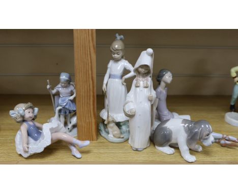 A collection of Lladro figures (6)