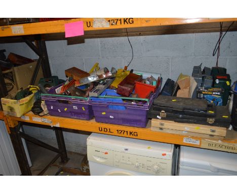 TWO CRATES AND LOOSE OF VARIOUS HAND AND ELECTRIC HAND TOOLS to include a cased Bosch Orbital sander, Bosch circular saw, Bos