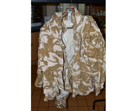 FIVE CURRENT BRITISH ARMY DESERT DPM CAMO LIGHTWEIGHT ZIPPED COMBAT JACKETS/SHIRTS various sizes all intact