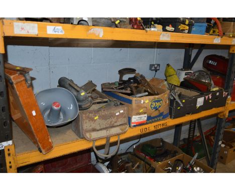 FIVE TRAYS OF METALWARE, HAND TOOLS AND MISCELLANEOUS