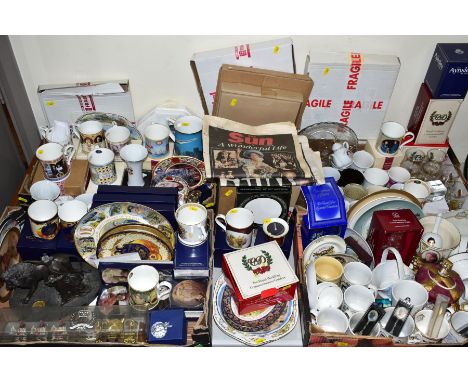 FOUR BOXES OF COMMEMORATIVE CERAMICS, GLASS etc, mostly Royal commemorative including 1977 Queens Silver Jubilee coach, a Roy