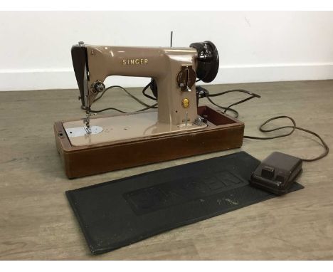 VINTAGE SINGER ELECTRIC SEWING MACHINE, MODEL 201K with carry casethe case 55cm wide 