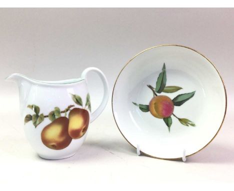 GROUP OF ROYAL WORCESTER EVESHAM CERAMICS, including tureens, plates, bowls and dishes