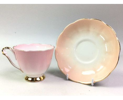 QUEEN ANNE HARLEQUIN TEA AND COFFEE SERVICE, comprising tea pot, coffee pot, cake plate, cups and saucersGood overall conditi