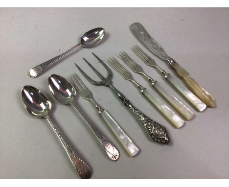 GROUP OF SILVER FLATWARE, comprising an Edwardian silver handled fork, embossed with scrolls and flowers, along with three te